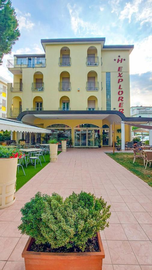 Hotel Explorer Червия Экстерьер фото